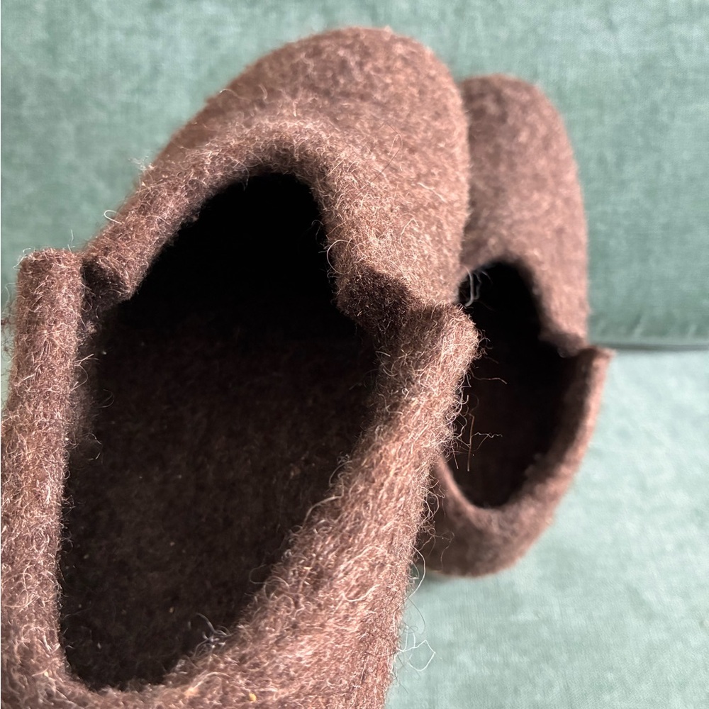Everest Cozy Felted Wool Slippers - Picture 5 of 7